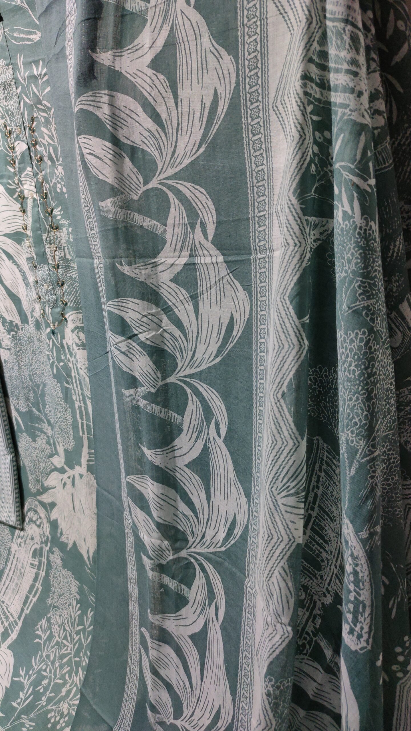 Elegant Green Floral Printed Cotton Unstitched Suit Set with Designer Dupatta - Image 4